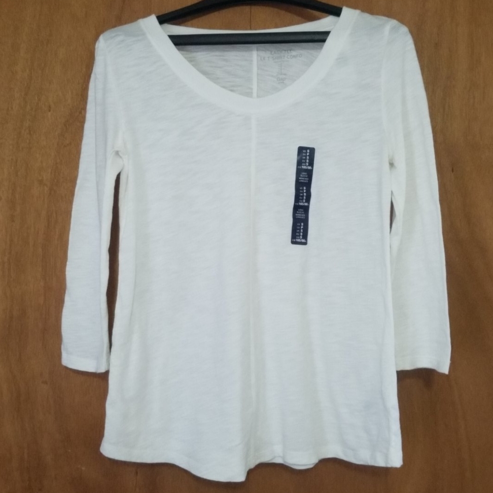 White Quater Sleeve Gap Easy Tee